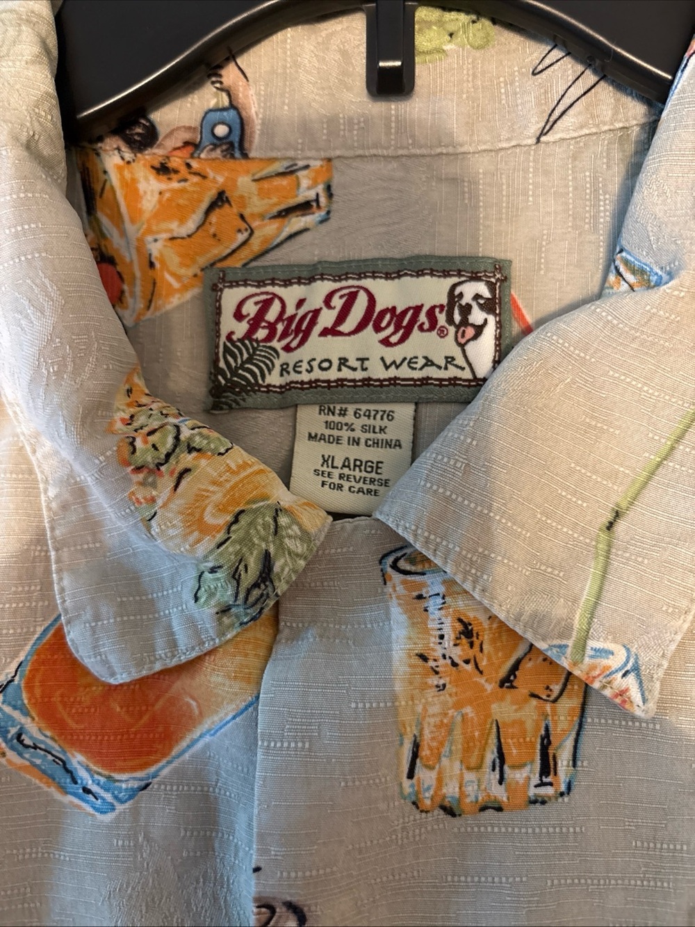 Big Dogs Light Green Silk Resort Shirt Tropical Jimmy Buffett Parrotheads